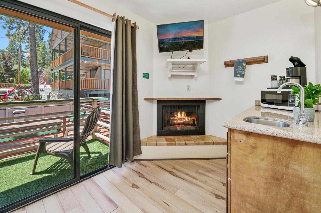 Big Bear Lake Front Lodge 외부 사진