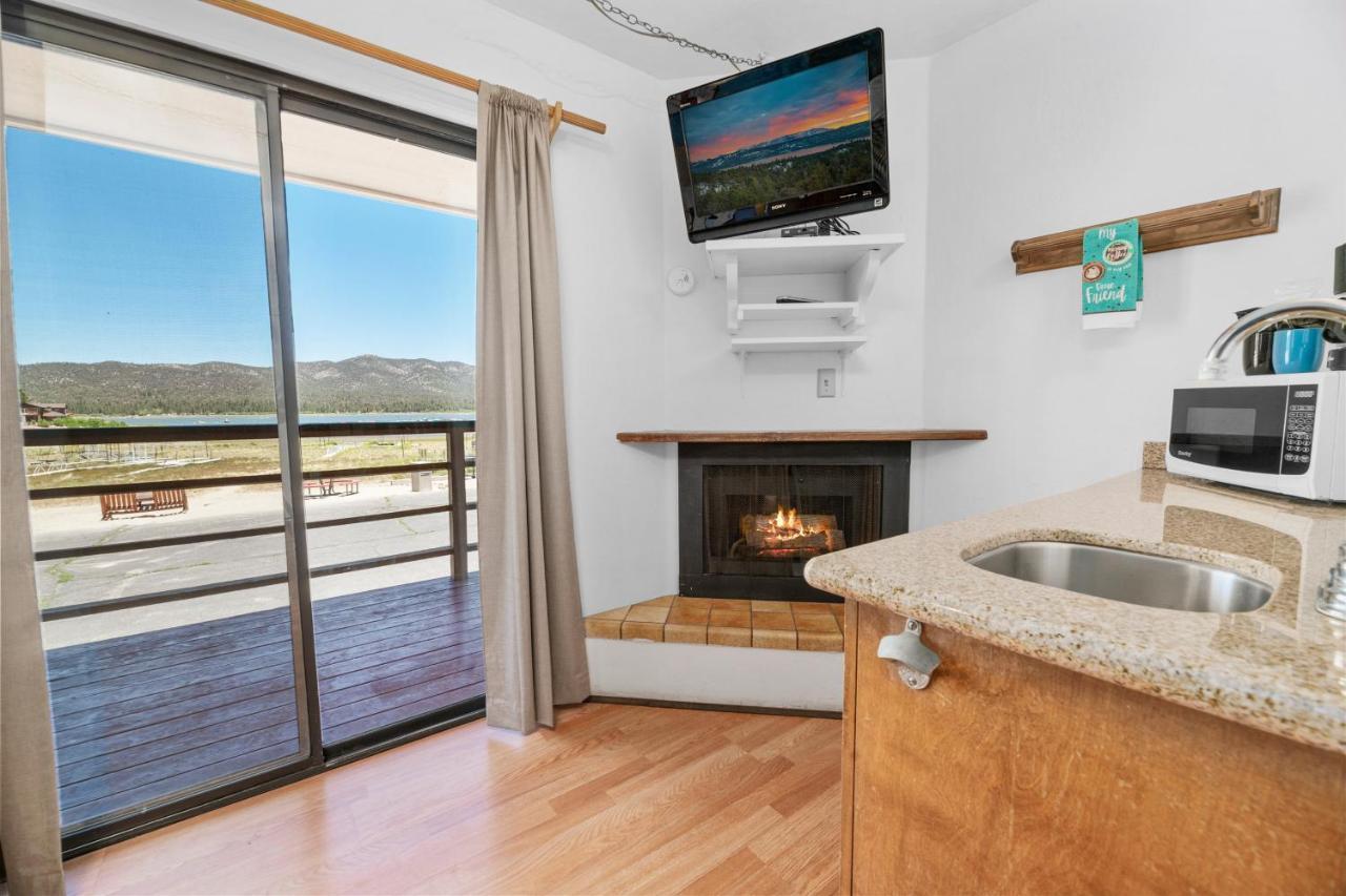 Big Bear Lake Front Lodge 외부 사진